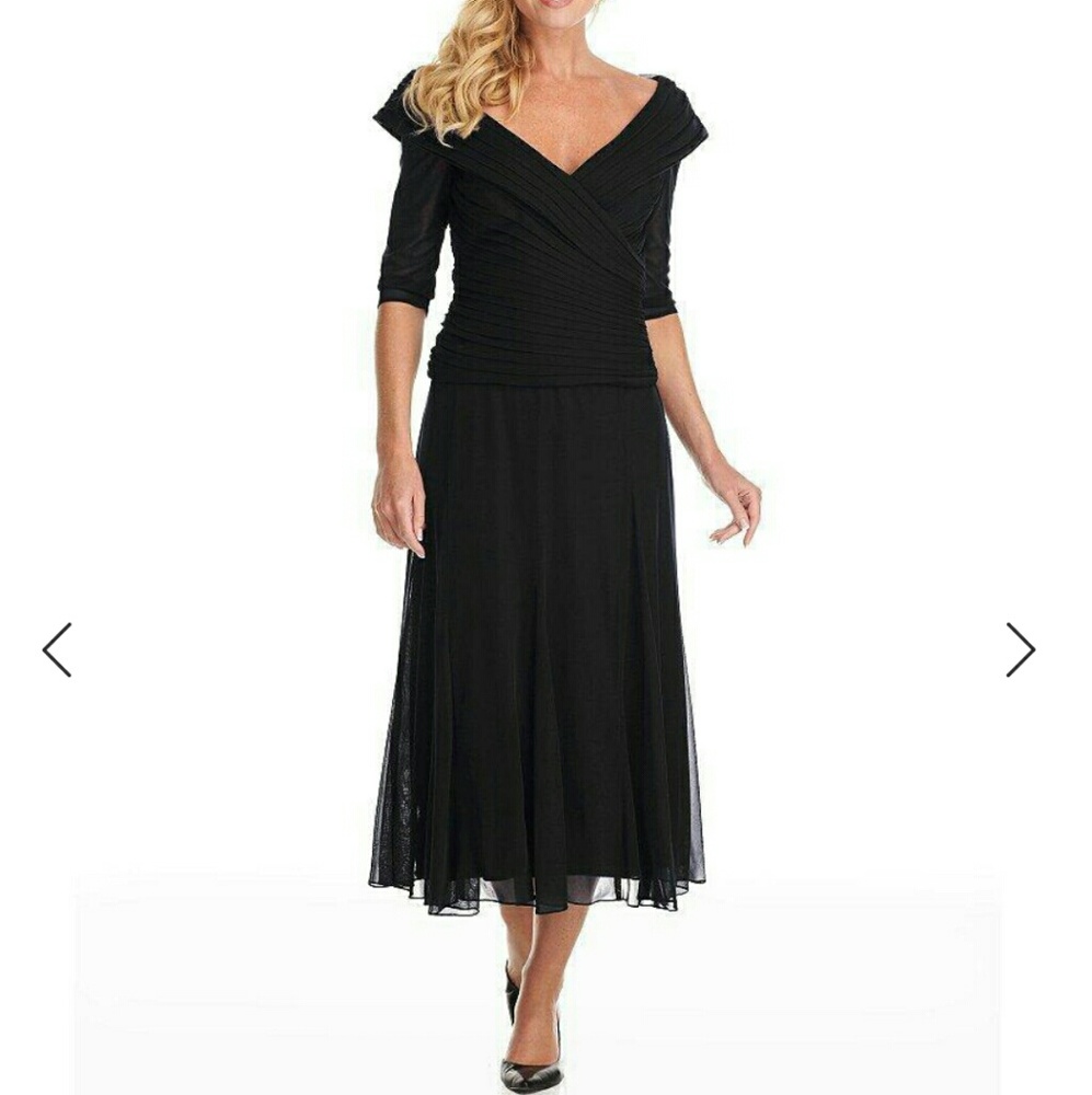 New Alex evenings flattering fit dress